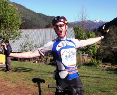 Dermot Bailie Cycling on the  tour with redspokes